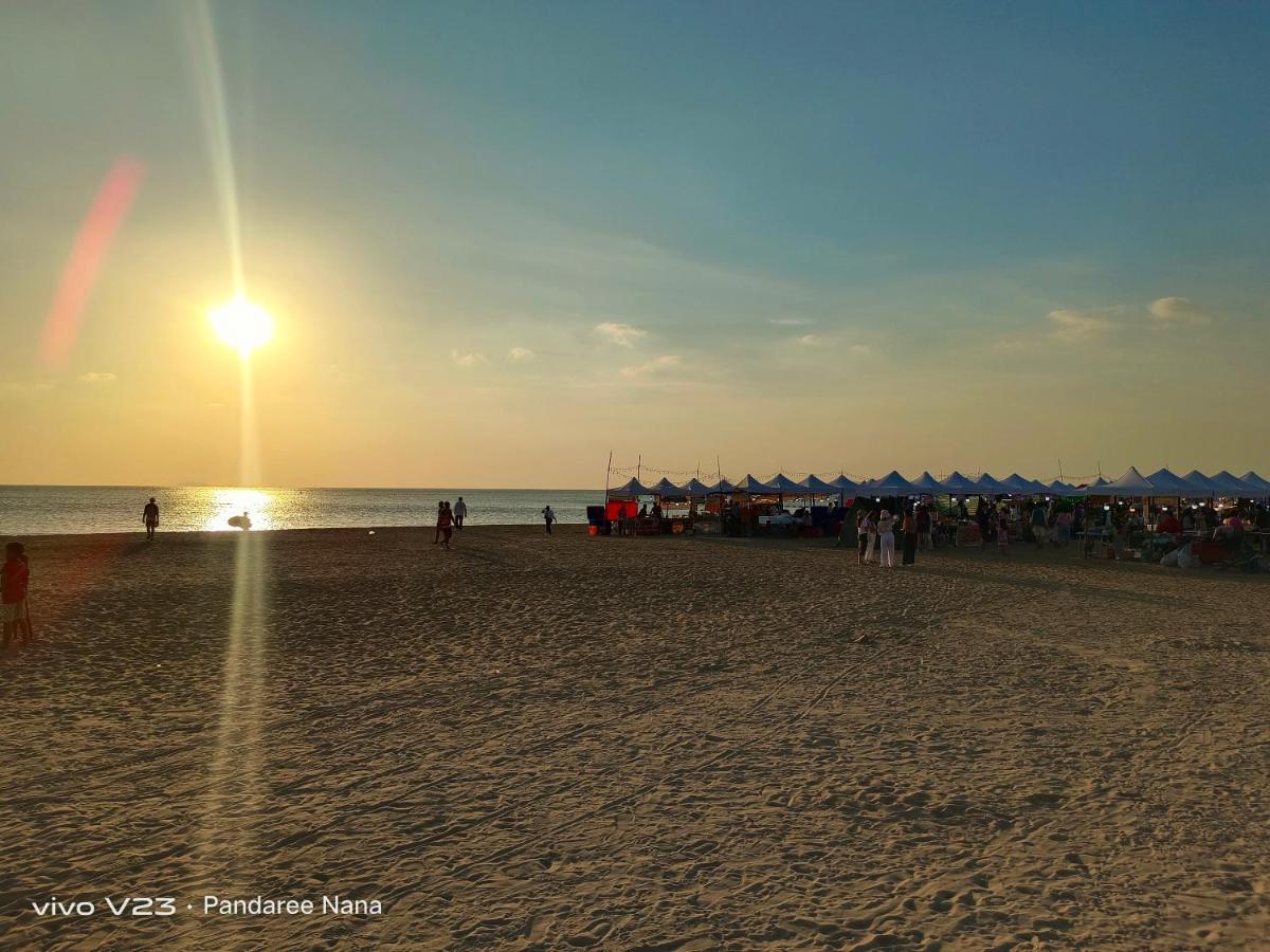 חוף ג'ומטיין Mandala Beach Villa Jomtiean מראה חיצוני תמונה