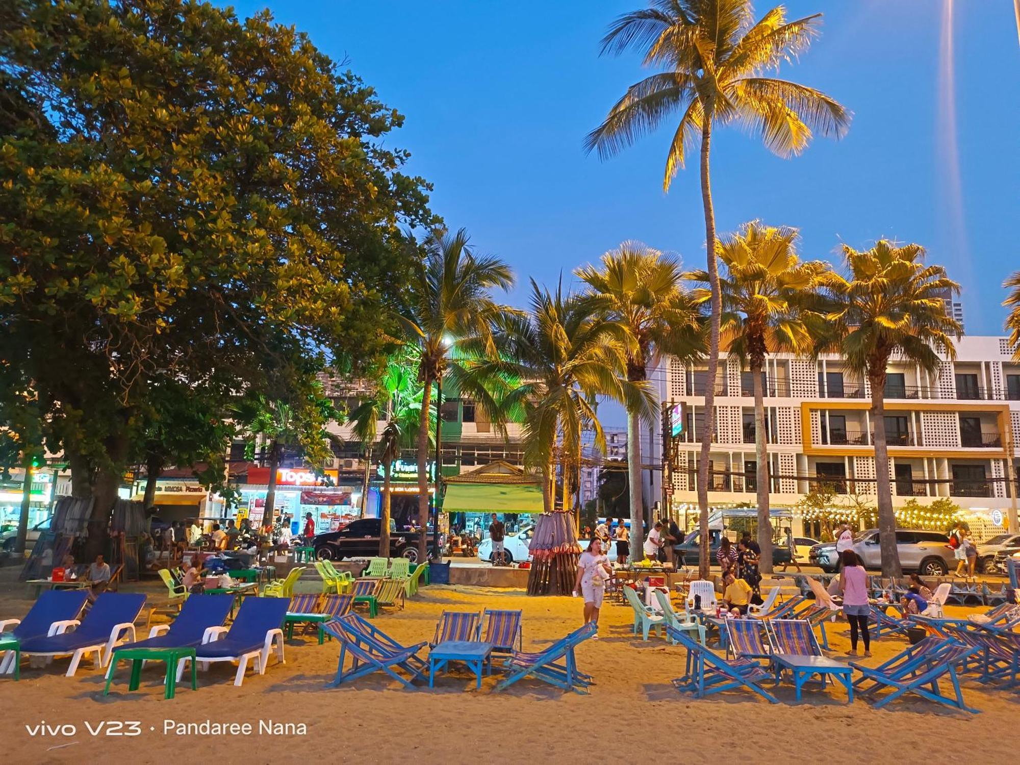 חוף ג'ומטיין Mandala Beach Villa Jomtiean מראה חיצוני תמונה